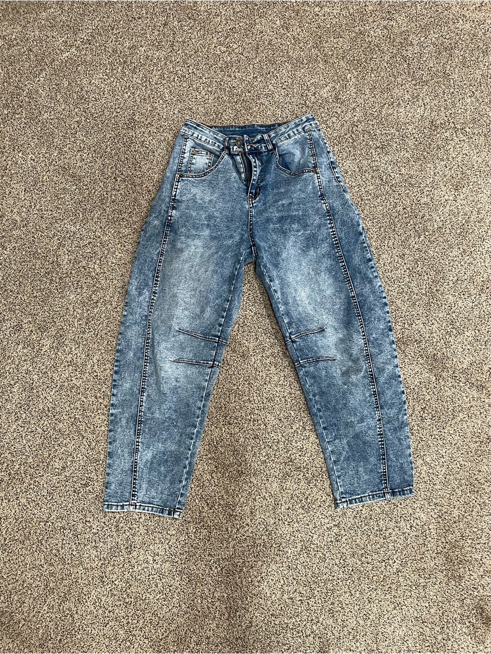Amazon Women's High-Rise Acid Wash Barrel Jean.